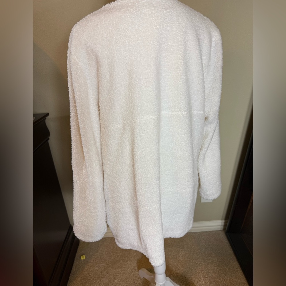 Kate & Sam Women's White Fleece Jacket size large - Picture 3 of 10
